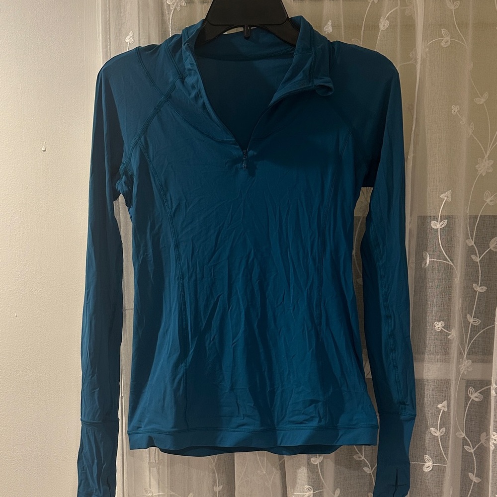 Lululemon long sleeve quarter zip athletic top